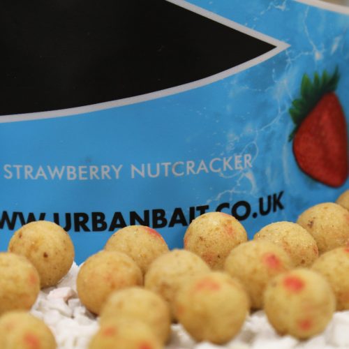 Urban Bait Strawberry Nutcracker - Shelf Life Boilies